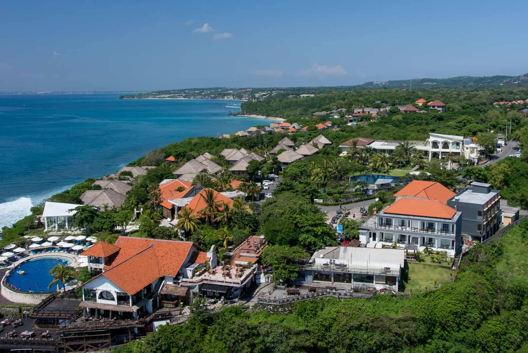 Hotel and villa properties, beaches, ocean, and Uluwatu Bali views